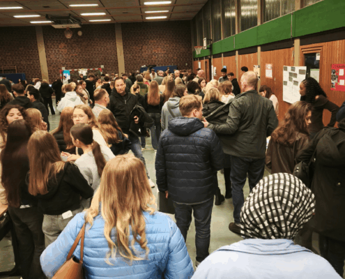 Großer Andrang auf der Praktikumsmesse II