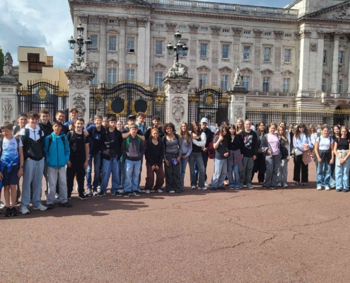 Diesjährige Englandfahrt vor dem Buckingham Palace